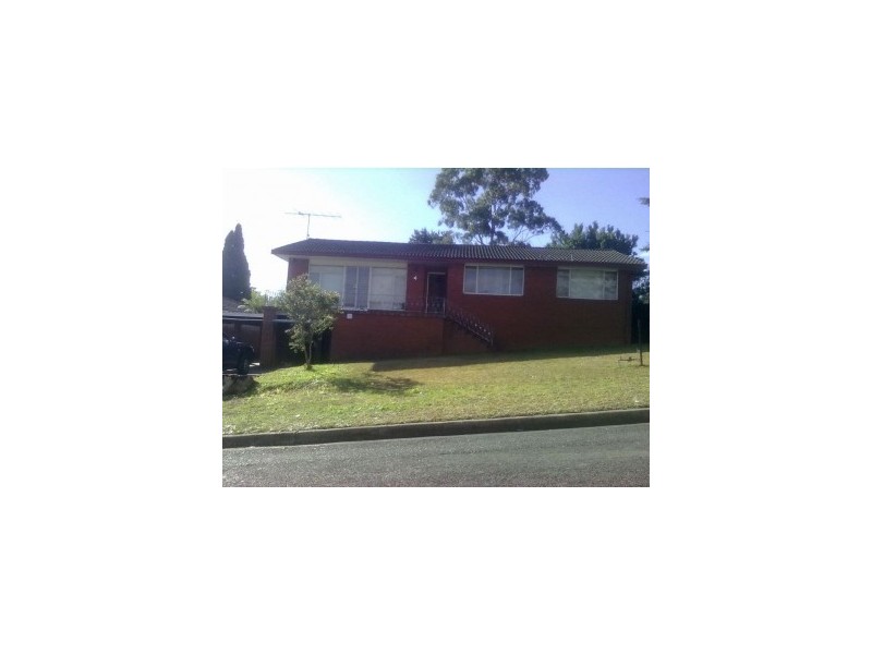 4 Cressfield Ave, Carlingford NSW 2118
