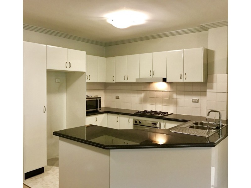 22/392 Windsor Road, Baulkham Hills NSW 2153