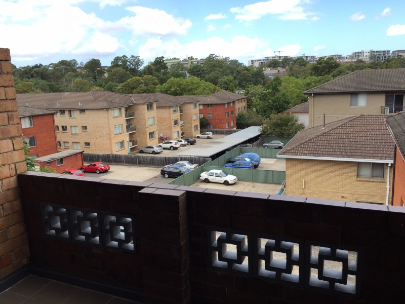 15/84 Station St, Meadowbank NSW 2114