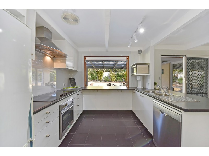 128 Merindah Rd, Baulkham Hills NSW 2153