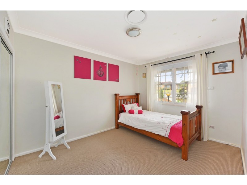 59 Merindah Rd, Baulkham Hills NSW 2153