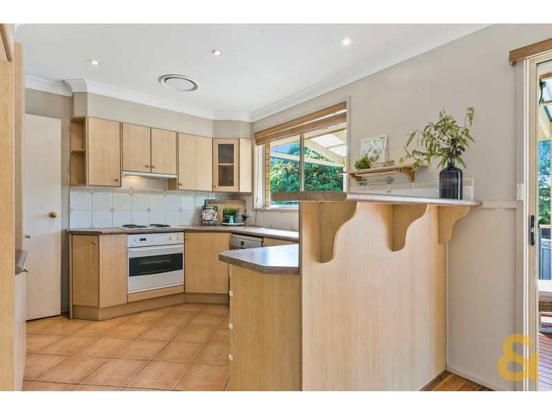 40 Glanmire Rd, Baulkham Hills NSW 2153
