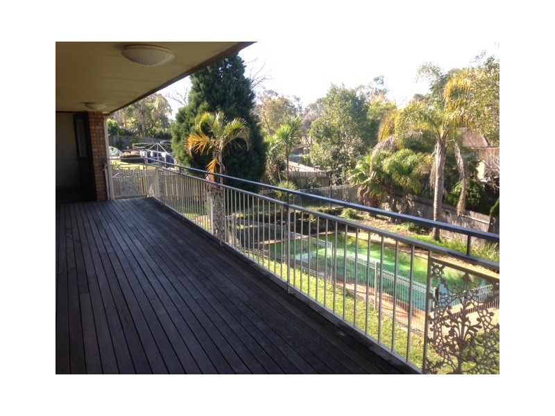 120 Chapel Lane, Baulkham Hills NSW 2153