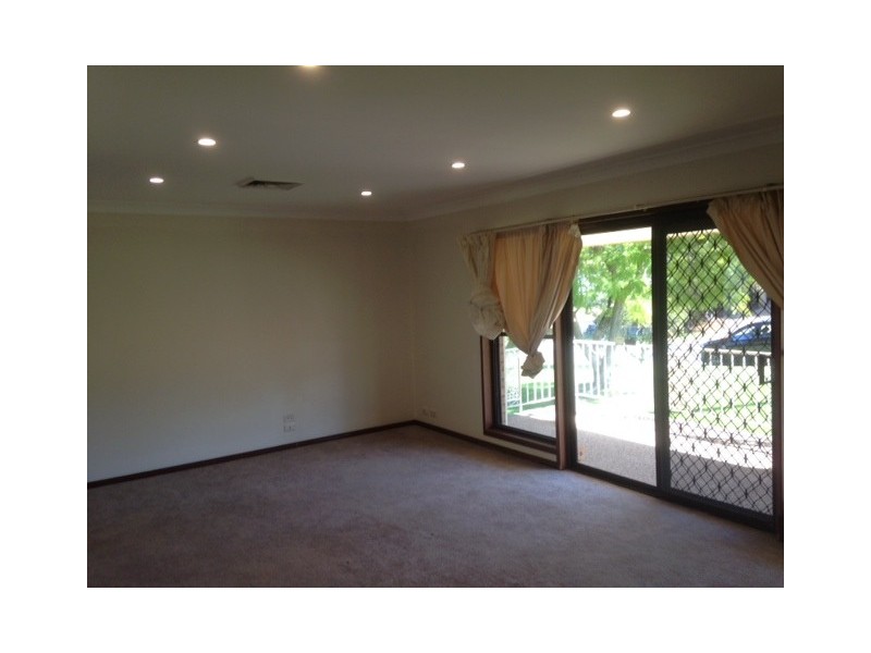 120 Chapel Lane, Baulkham Hills NSW 2153