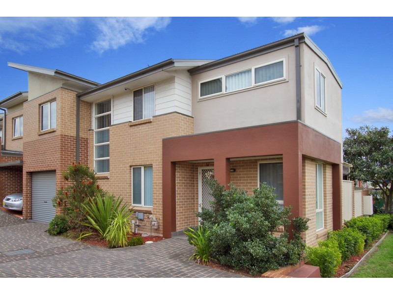 10/2A Federal Rd, Seven Hills NSW 2147