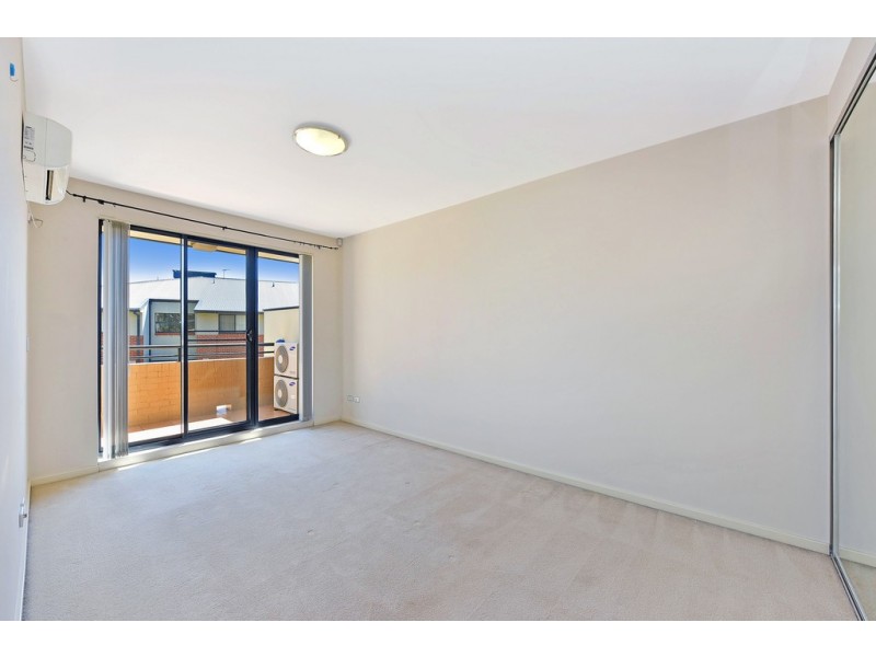 3/1-5 Russell Street, Baulkham Hills NSW 2153