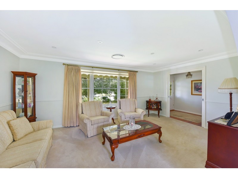 88 Merindah Road, Baulkham Hills NSW 2153