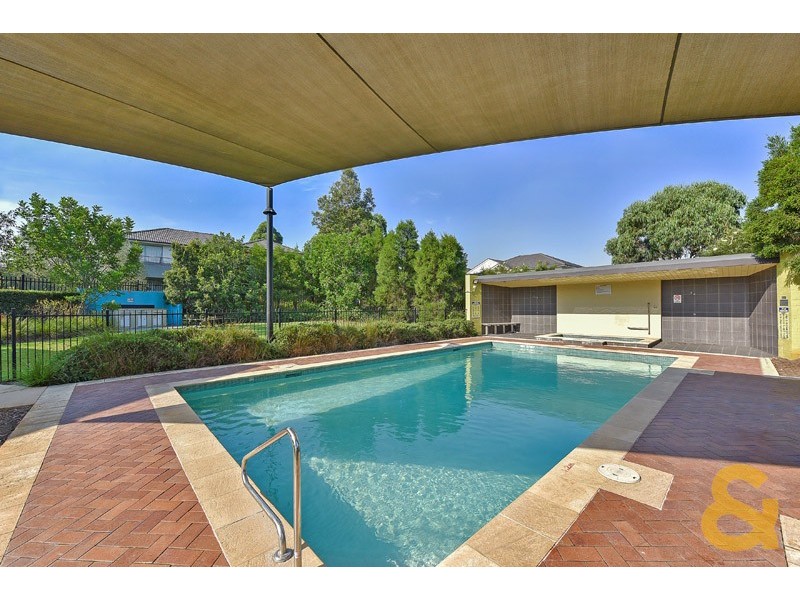 12 Bowdon St, Stanhope Gardens NSW 2768