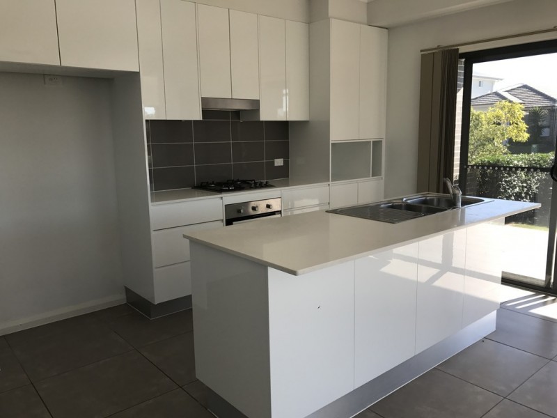 1 Darug Avenue, Glenmore Park NSW 2745