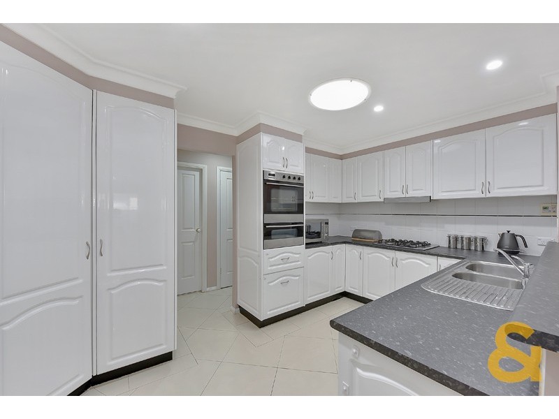 15 Farrier Way, Kellyville Ridge NSW 2155