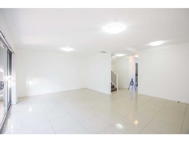 22/23 Watkins Road, Baulkham Hills NSW 2153