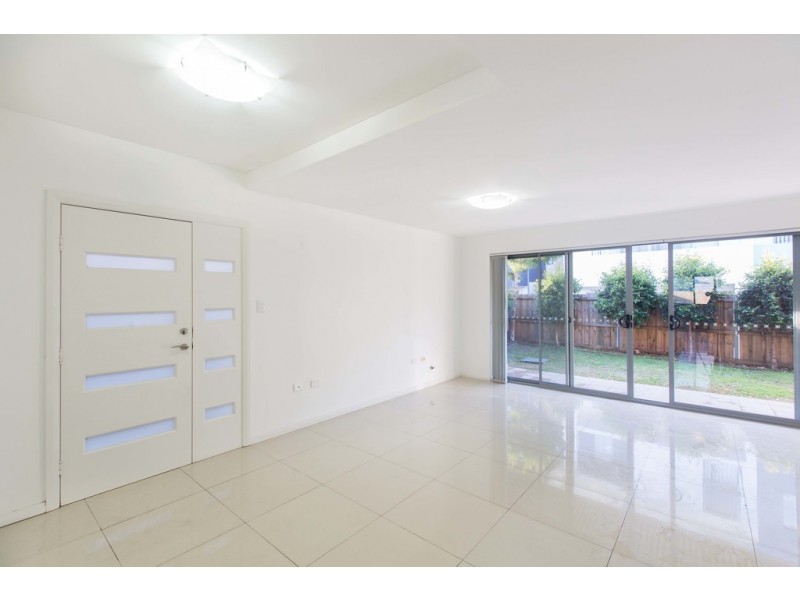 22/23 Watkins Road, Baulkham Hills NSW 2153