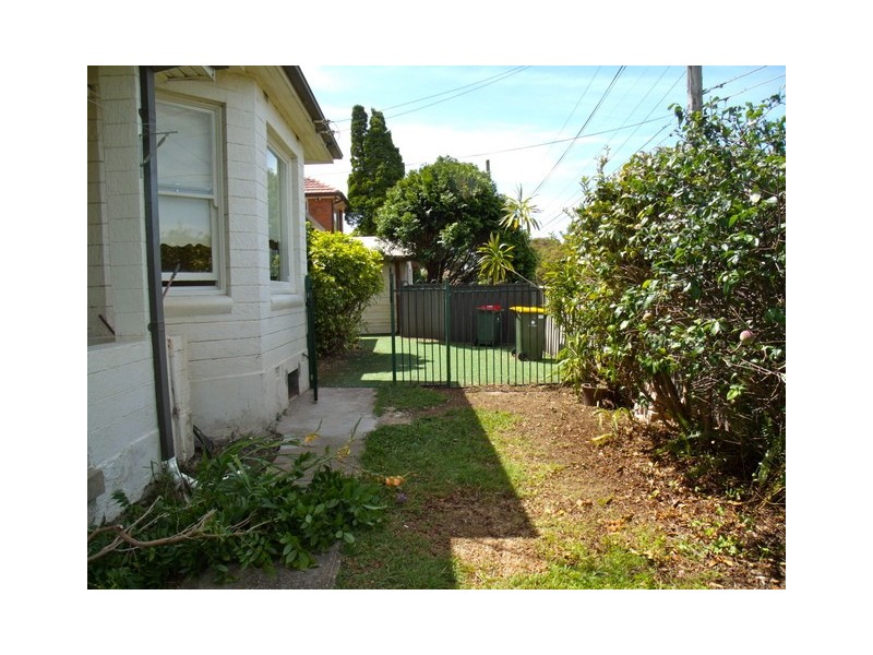 1 Clanalpine Street, Eastwood NSW 2122