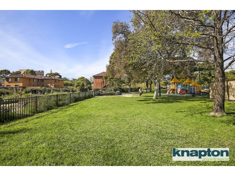 2/52 Fairmount Street, Lakemba NSW 2195