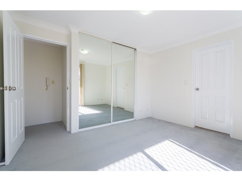1/8 Macdonald Street, Lakemba NSW 2195