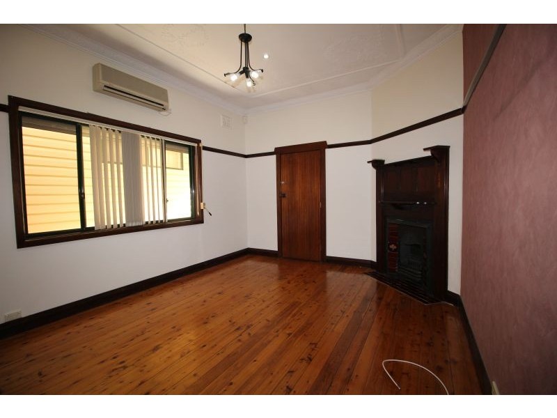 2 Ferguson Avenue, Wiley Park NSW 2195