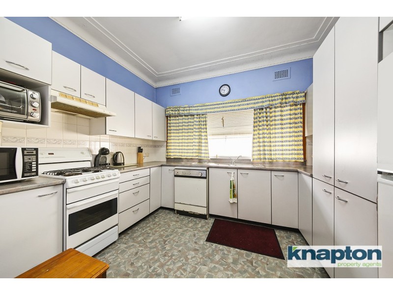 11 Payten Avenue, Roselands NSW 2196