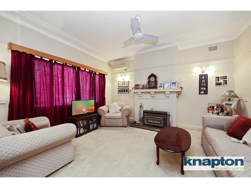 11 Payten Avenue, Roselands NSW 2196