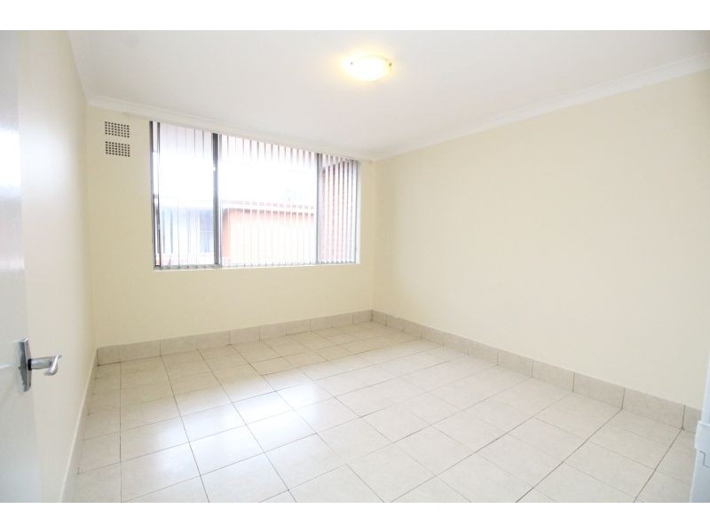 5/3 Holland Place, Lakemba NSW 2195