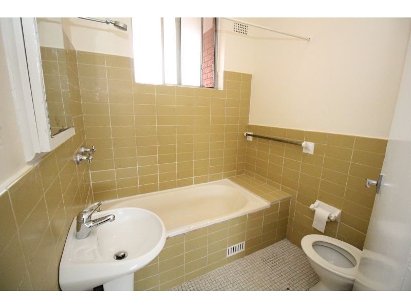 5/3 Holland Place, Lakemba NSW 2195