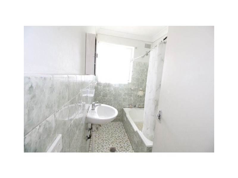 4/60 Ernest Street, Lakemba NSW 2195