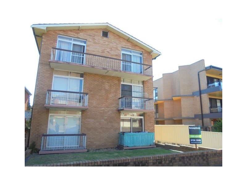 2/52 The Avenue, Hurstville NSW 2220