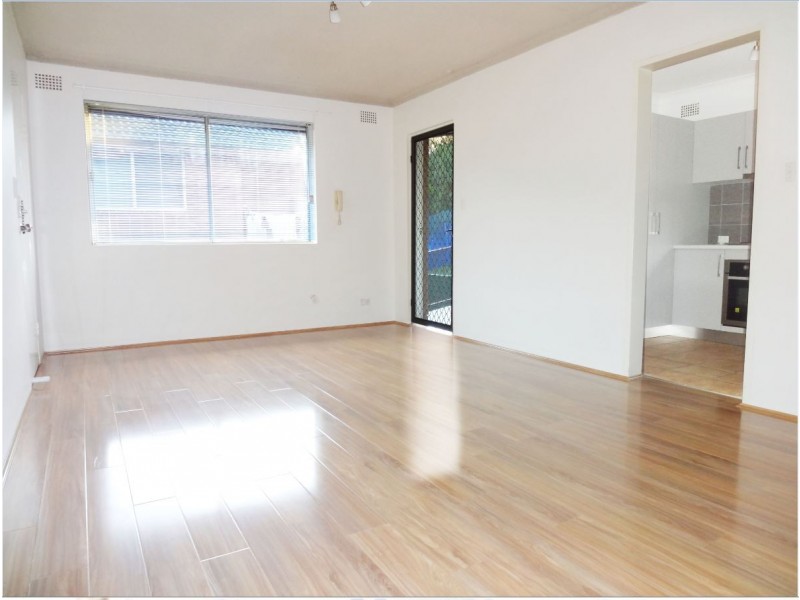 10/34 Benaroon Road, Lakemba NSW 2195