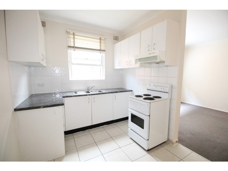 2/20 Mccourt Street, Lakemba NSW 2195