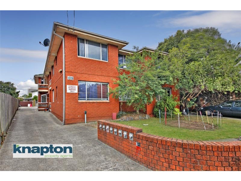 2/109 Hampden, Lakemba NSW 2195