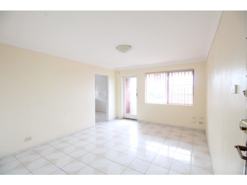 6/35 Rosemont Street, Punchbowl NSW 2196