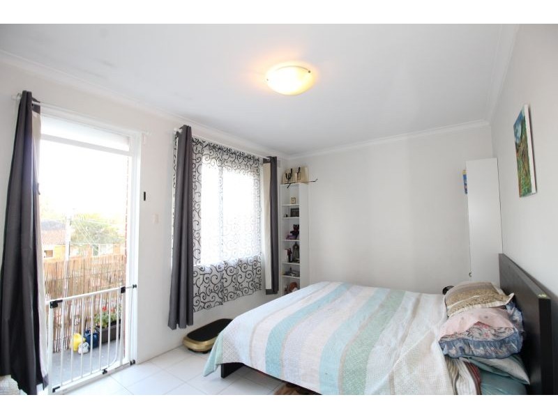 8/42 Macdonald Street, Lakemba NSW 2195