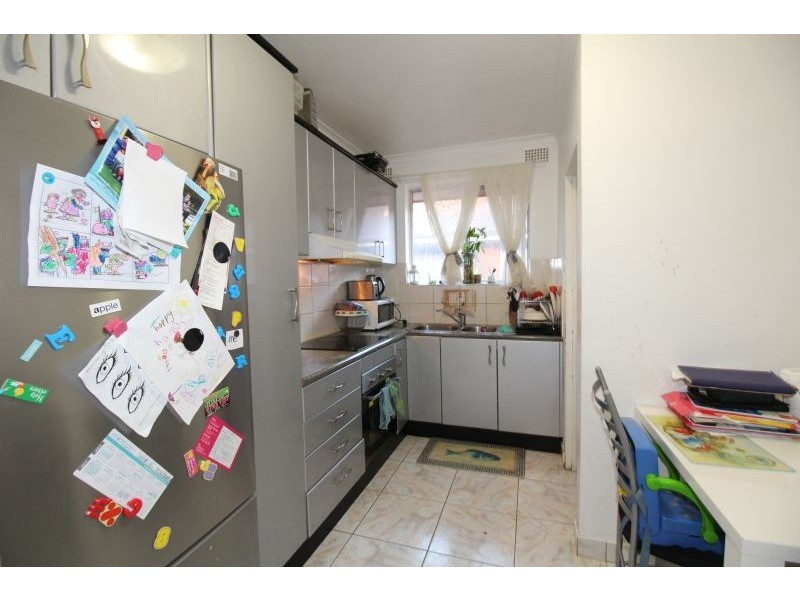 8/42 Macdonald Street, Lakemba NSW 2195