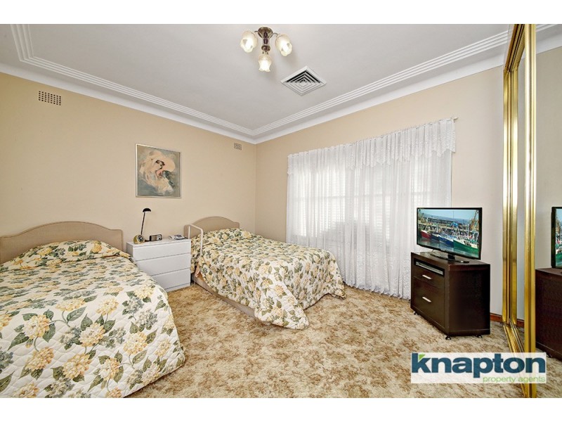 7 Chalford Avenue, Canterbury NSW 2193