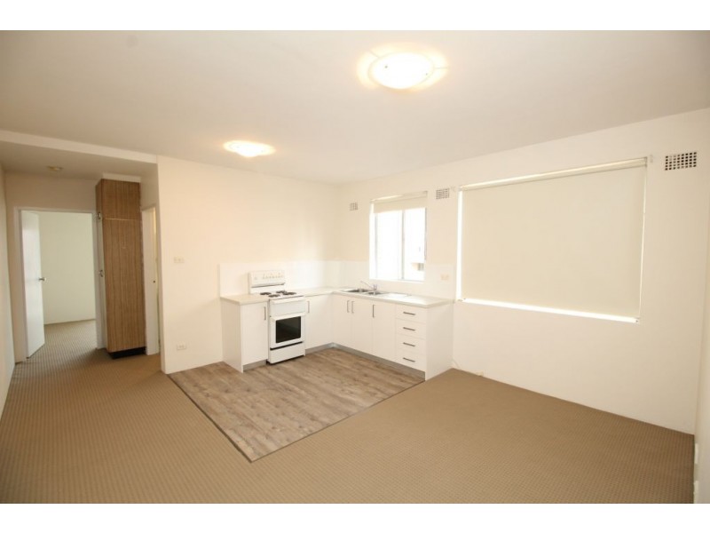 6/52 Avenue, Hurstville NSW 2220