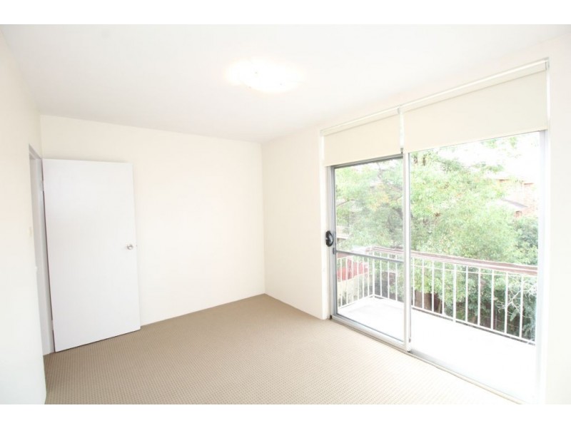 6/52 Avenue, Hurstville NSW 2220