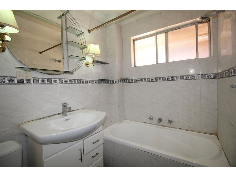 25/64 Sproule Street, Lakemba NSW 2195