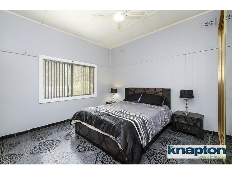 76 Benaroon Road, Lakemba NSW 2195