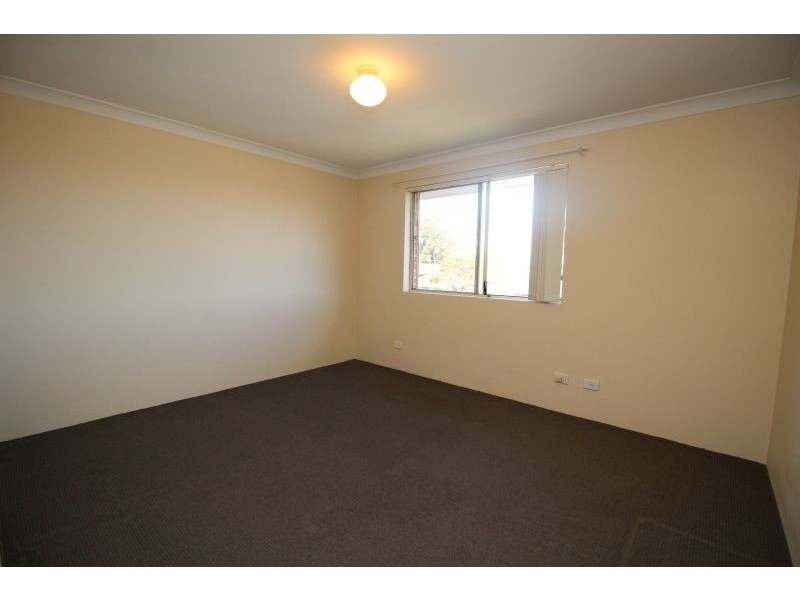 4/19-21 McCourt Street, Lakemba NSW 2195
