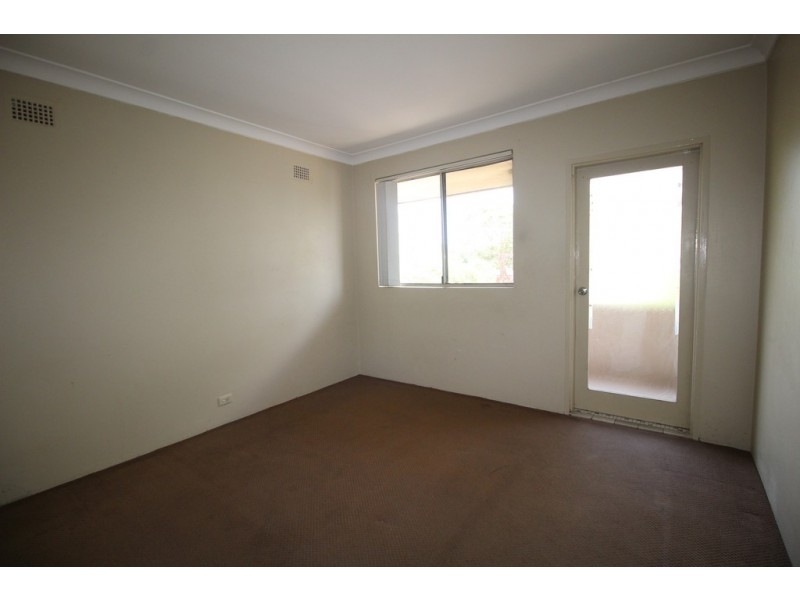 4/114 Sproule St, Lakemba NSW 2195