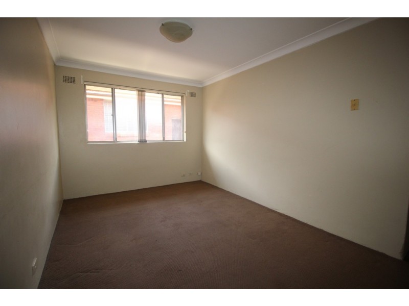 4/114 Sproule St, Lakemba NSW 2195