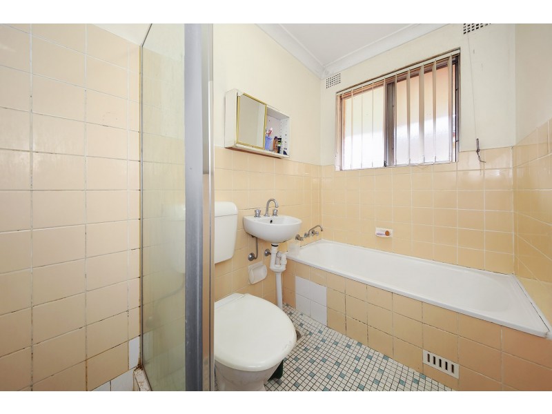 13/6 Fairmount Street, Lakemba NSW 2195