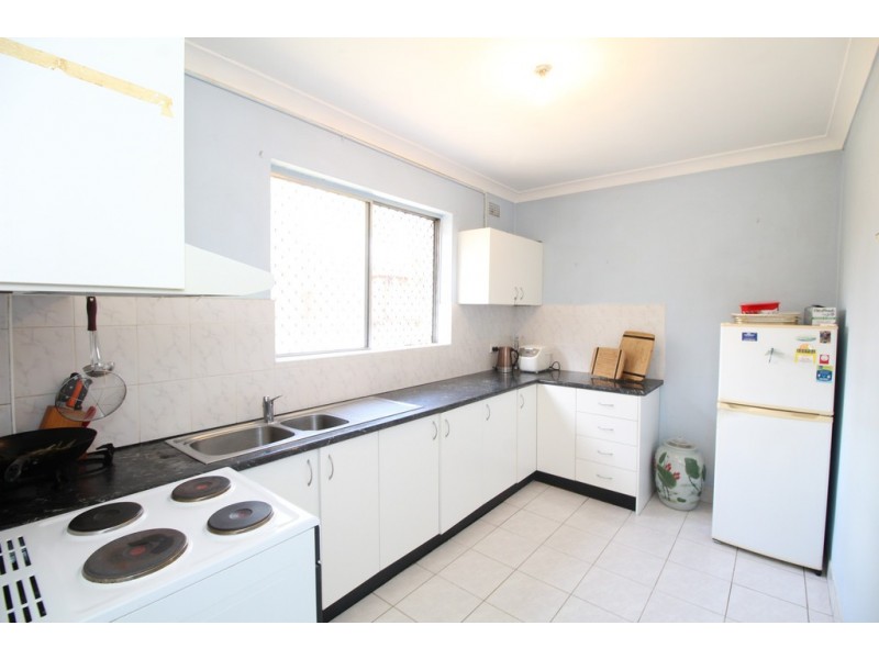 2/50 Hampden Road, Lakemba NSW 2195