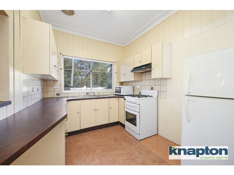 2 Chaseling Street, Greenacre NSW 2190