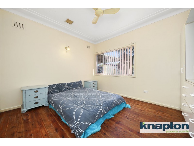 2 Chaseling Street, Greenacre NSW 2190