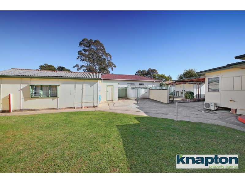 2 Chaseling Street, Greenacre NSW 2190
