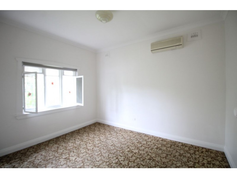 19 Hampden Road, Lakemba NSW 2195