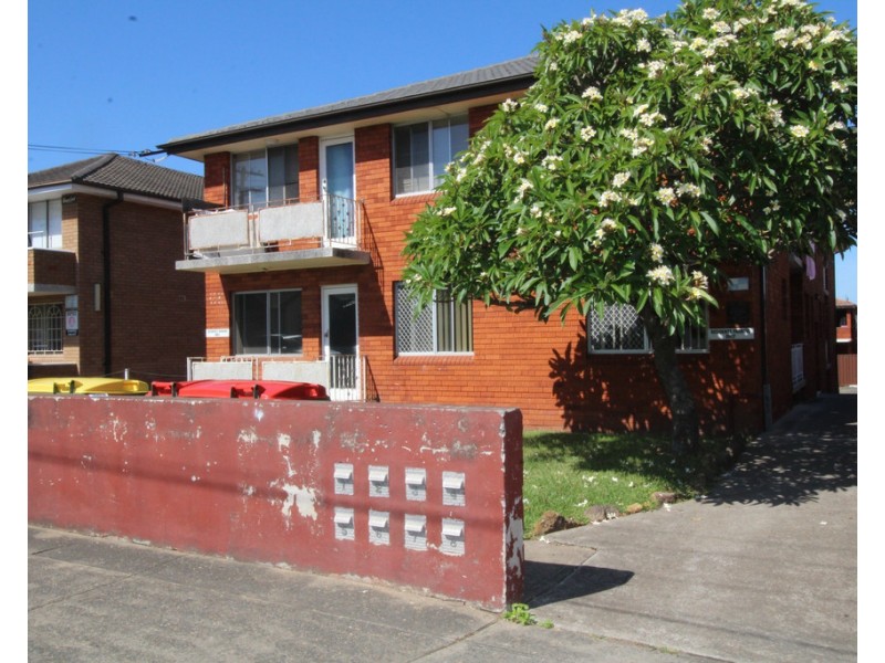 1/39 Matthew Street, Punchbowl NSW 2196