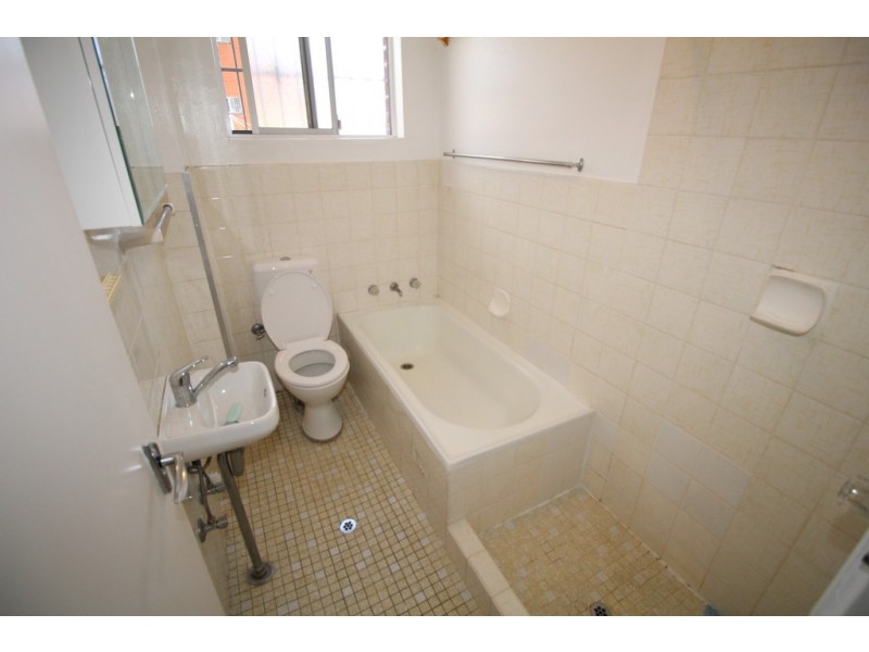 1/19 Willeroo Street, Lakemba NSW 2195