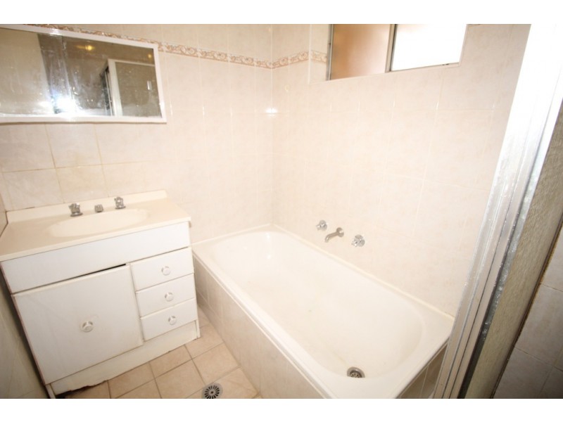 4/53 Colin Street, Lakemba NSW 2195