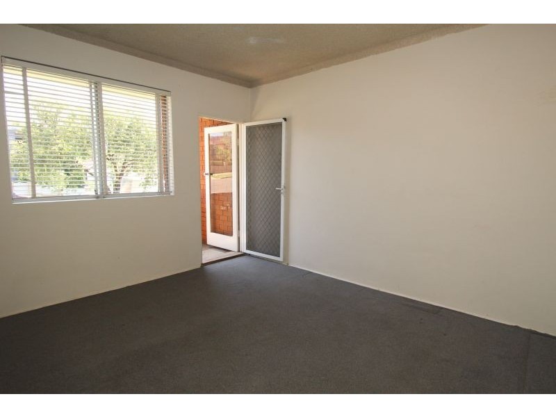 1/130 Ernest Street, Lakemba NSW 2195